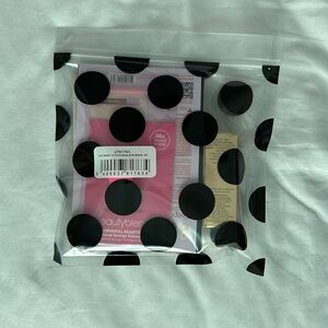 Sephora Concealer Sampler bag